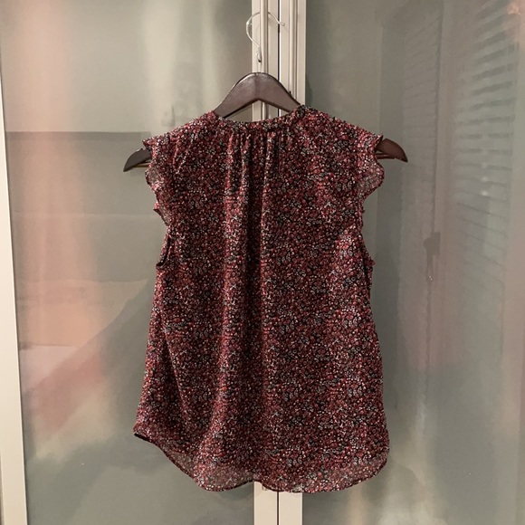 Floral sleeveless blouse - Picture 5 of 6